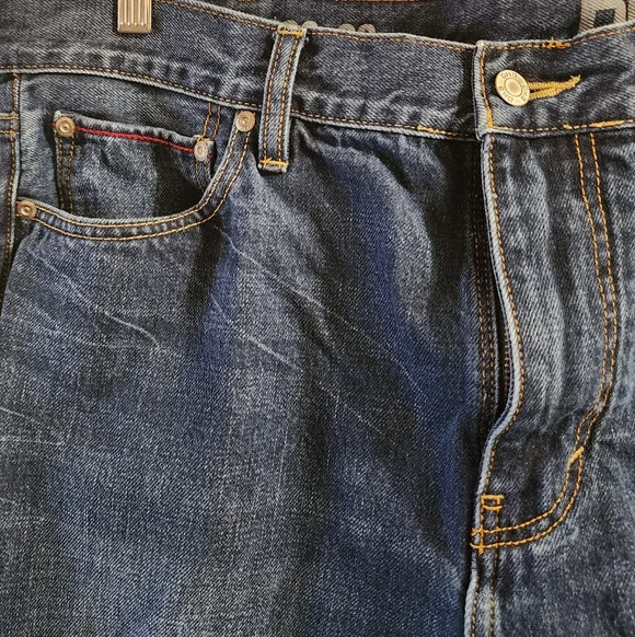 DH3 Slim Tapered Men’s Jeans 38x30 Dark Wash Modern Spring Denim - Picture 3 of 7